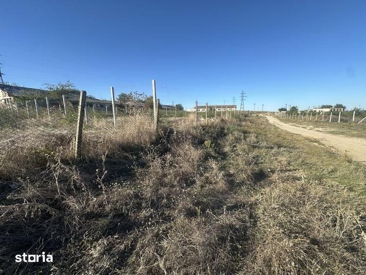 Teren de 400 mp, în Seimeni