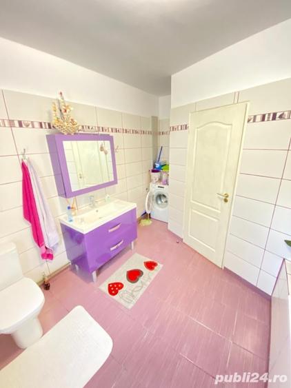 Casă cu 3 camere cu Teren 706 Mp în Central
