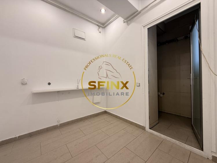 Apartament cu 4 camere decomandat în Dacia