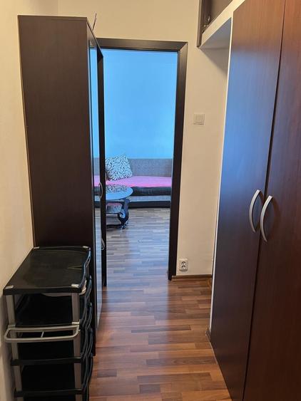 Apartament cu 2 camere semidecomandat în Micro 6