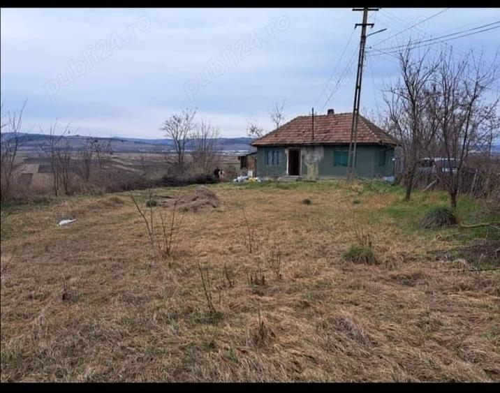 Teren de 811 mp, în Jucu