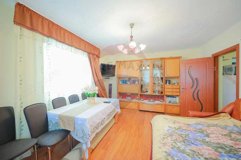 Casă cu 4 camere cu Teren 2000 Mp în Damiș