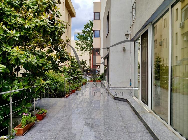 Vila premium 8 camere 4 bai zona Nord Herastrau Nicolae Caramfil - 2