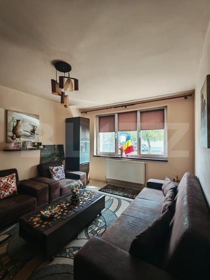 Apartament cu 2 camere semidecomandat, mobilat în Est — fotografia 2