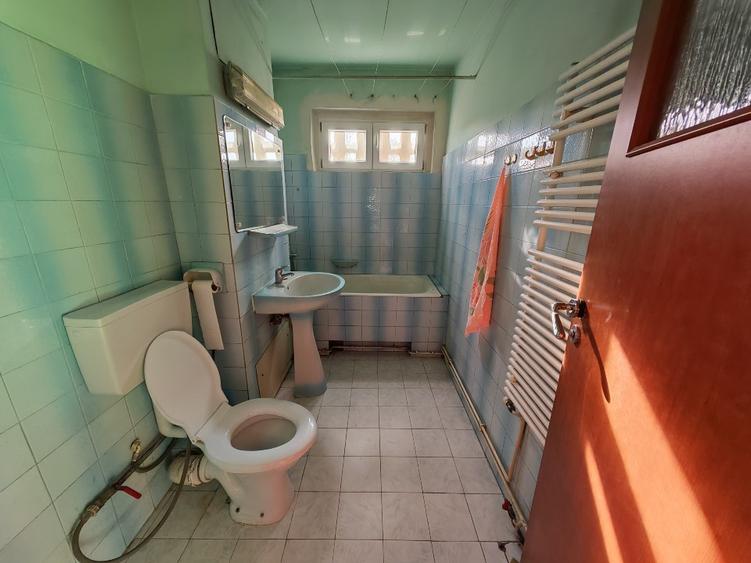 ​Apartament spațios 4 camere + Boxă în CF + Garaj sub bloc | Zona Cetății - Circ - 14
