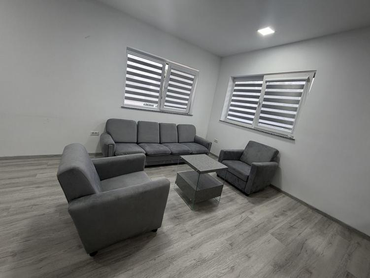 Casă cu 4 camere cu Teren 100 Mp în Central