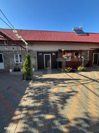 Casă cu 4 camere decomandat în Central