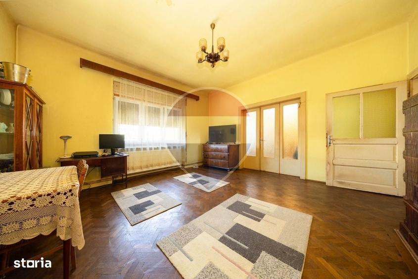 Casă cu 3 camere în 13 Decembrie