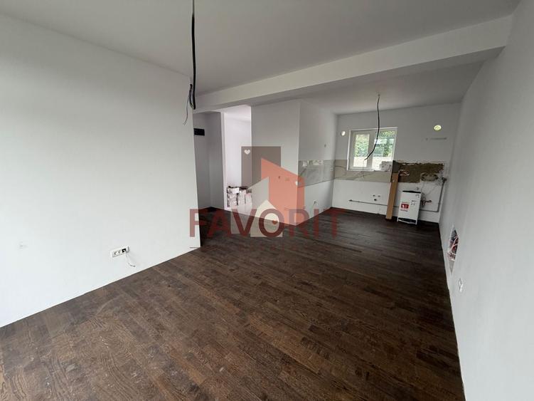 Duplex cu 3 camere cu Canalizare în Chișoda