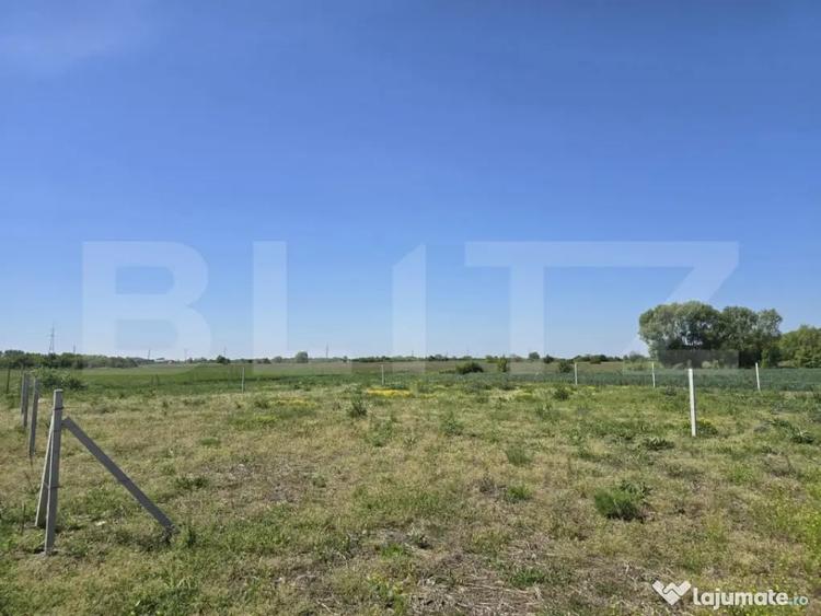 Teren extravilan, de vanzare, 900 mp zona Ratu Mare - 1