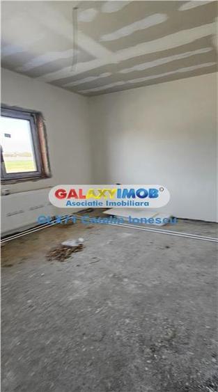 Casă cu 3 camere cu Teren 300 Mp în Clinceni
