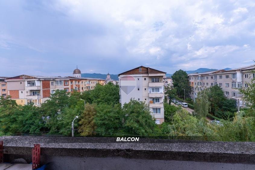 Apartament cu 2 camere decomandat, mobilat în Hotvon
