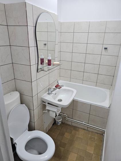 Garsonieră decomandată în Drumul Carului