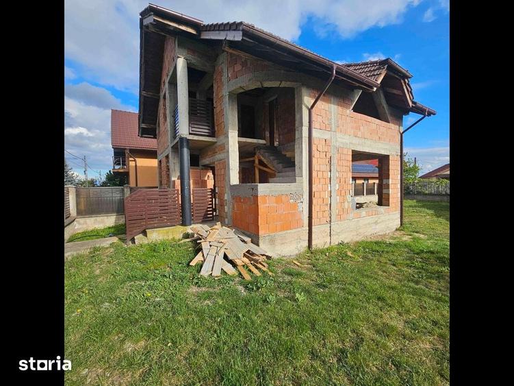 Casă cu 3 camere cu Teren 495 Mp în Sântandrei