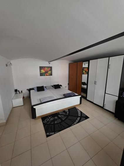 Apartament cu 2 camere semidecomandat, mobilat în P-ța Maria