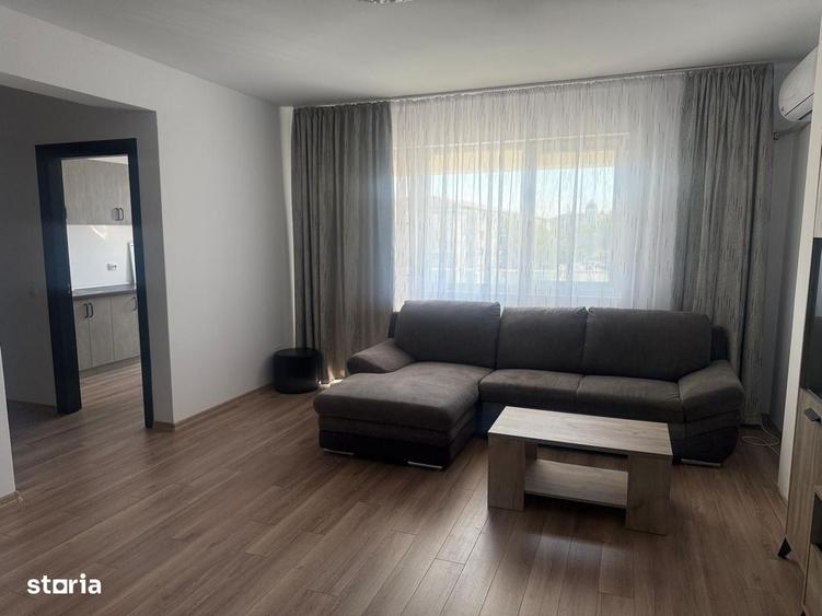 Apartament cu 2 camere decomandat în Micro 9