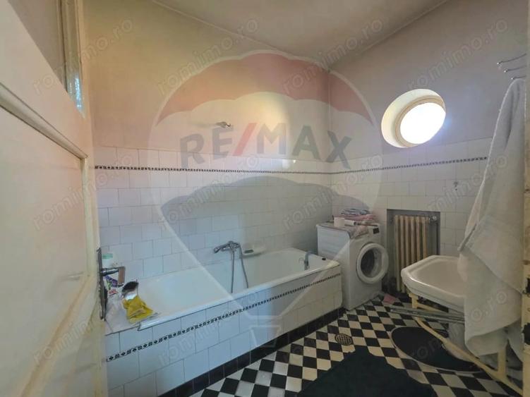 Casă cu 3 camere cu Teren 655 Mp în Sud