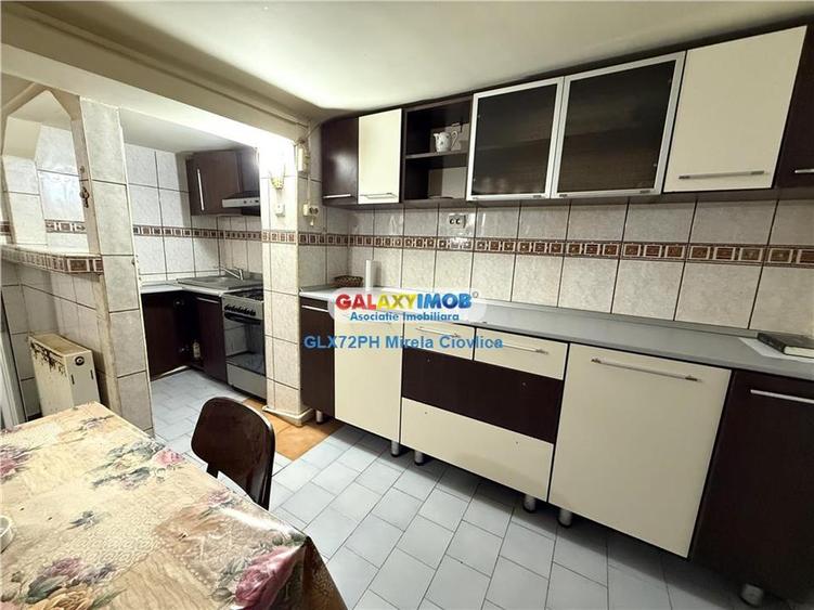 Casă cu 5 camere cu Teren 1307 Mp în Ariceștii Rahtivani