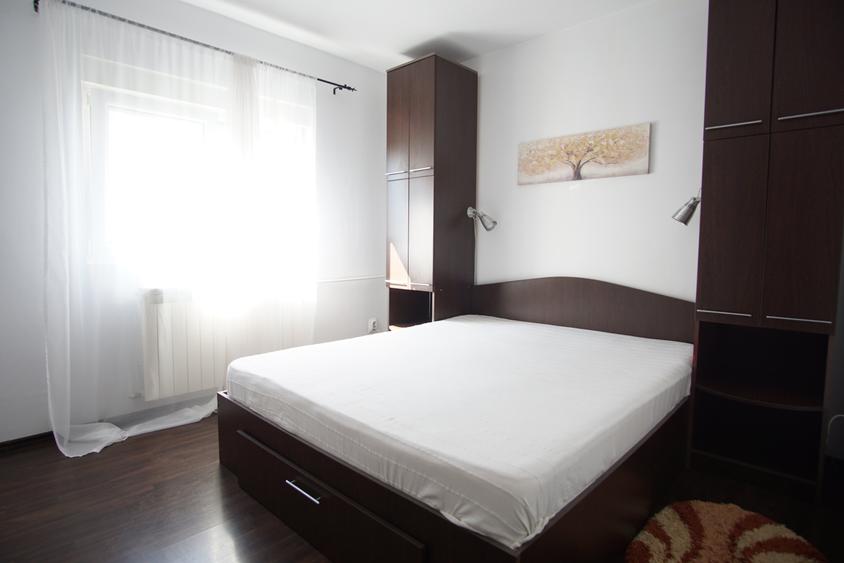 Apartament cu 2 camere decomandat în Tineretului