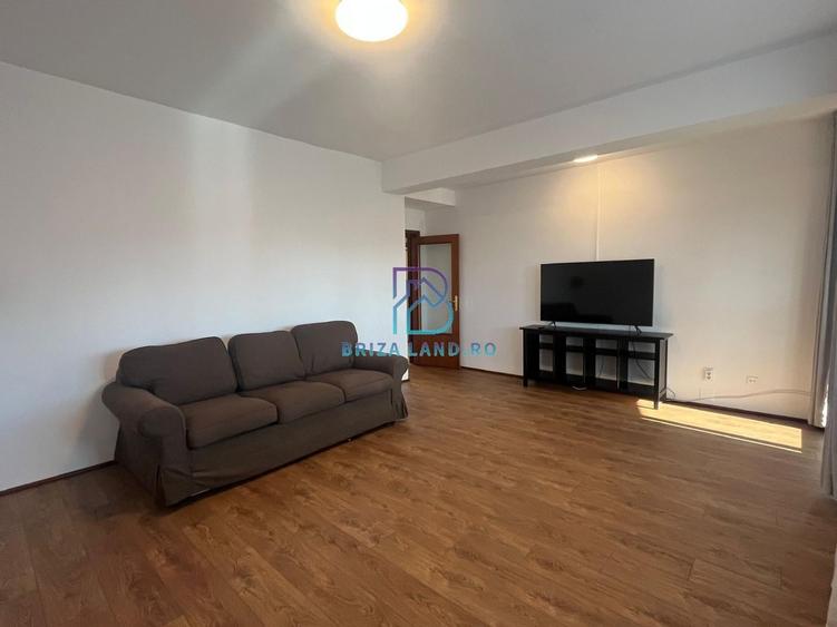 Apartament cu 3 camere decomandat în Aviatorilor