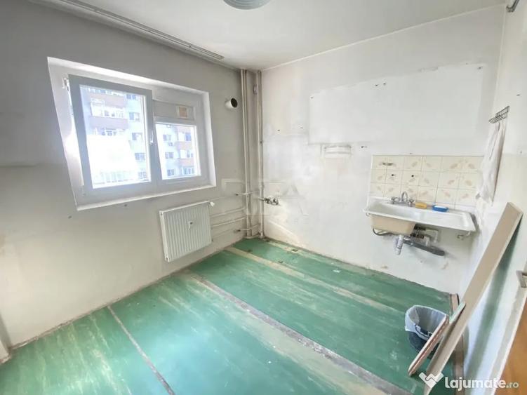 Apartament cu 2 camere semidecomandat în Mărgeanului