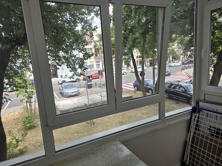Apartament cu 2 camere de închiriat – zona Școala nr. 3 - etaj 1 - 4