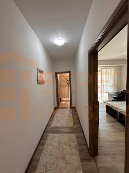 Apartament cu 2 camere decomandat, mobilat în Faleza Nord
