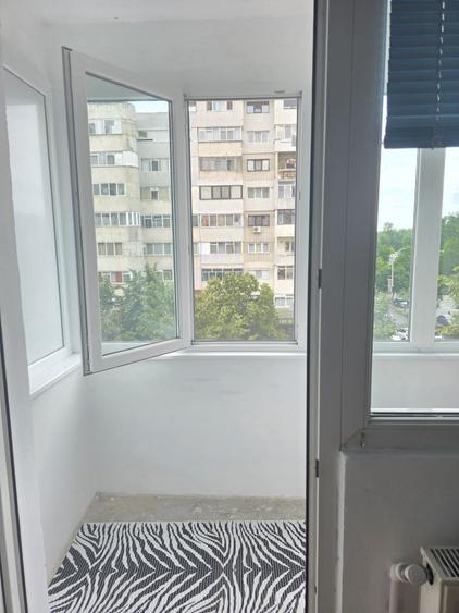 Apartament cu 2 camere decomandat în Buzaului