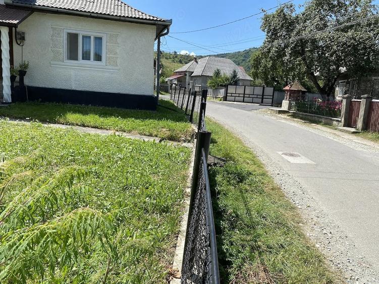 Casă cu Teren 1850 Mp în Vișeu de Jos