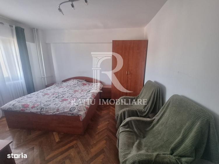 Garsonieră decomandată în Deve