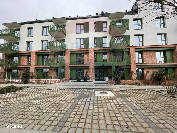 Apartament cu 2 camere decomandat, mobilat în Piața Cluj