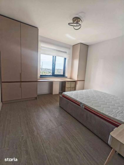 Casă cu 5 camere cu Teren 350 Mp în Bradu