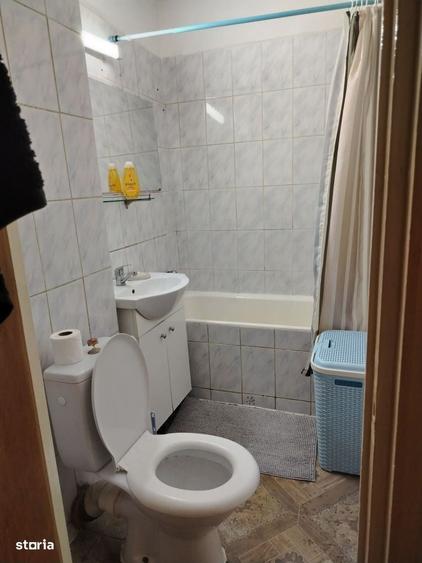 Garsonieră în Titan