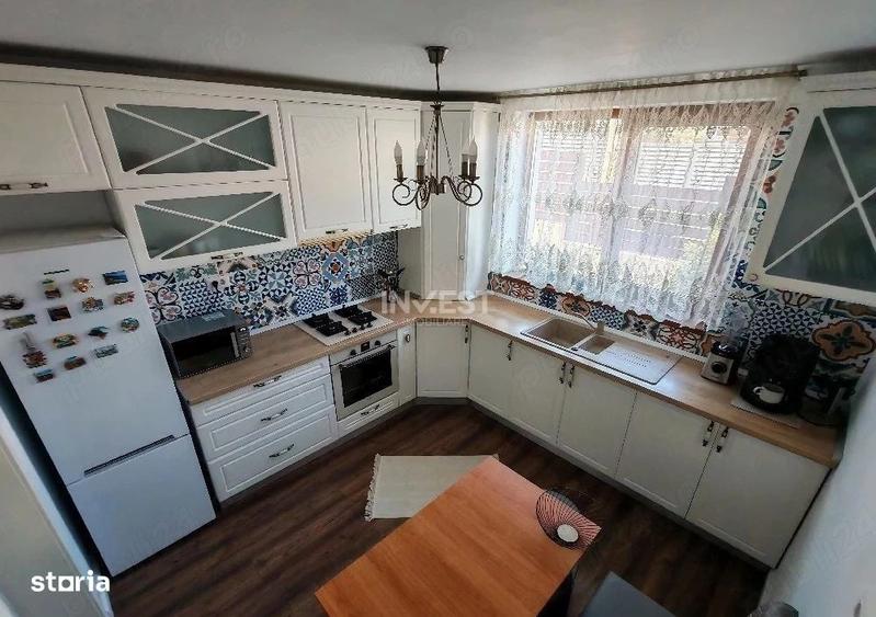 Casă cu 4 camere în Valea Lupului