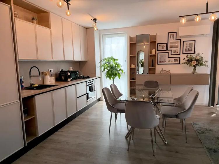 Apartament cu 4 camere decomandat în Theodor Pallady