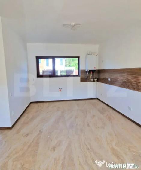 Casă cu 4 camere cu Teren 400 Mp în Luna
