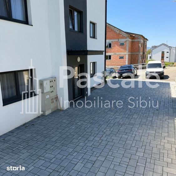 Apartament cu 3 camere în Cristian