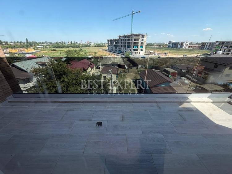 Apartament cu 3 camere semidecomandat în Theodor Pallady