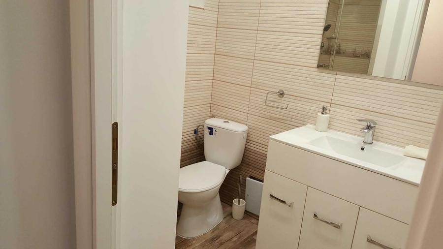 Apartament cu 2 camere semidecomandat în Exterior Vest
