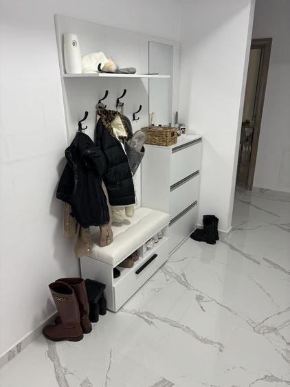 Apartament cu 2 camere decomandat în Giroc