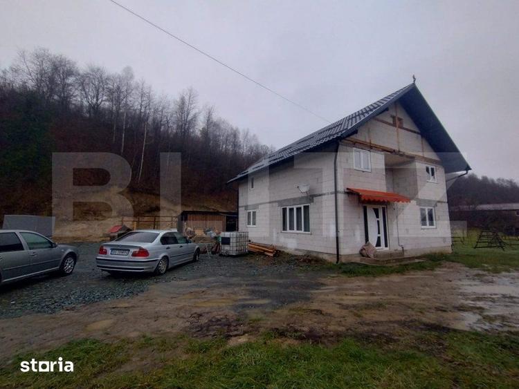 Casă cu 6 camere cu Teren 3317 Mp în Josenii Bârgăului