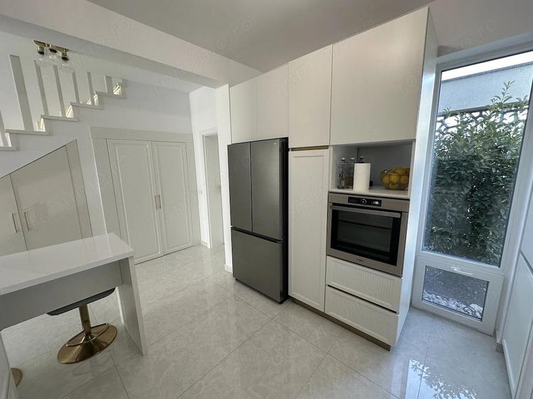 Casă cu 4 camere cu Teren 275 Mp în Sud