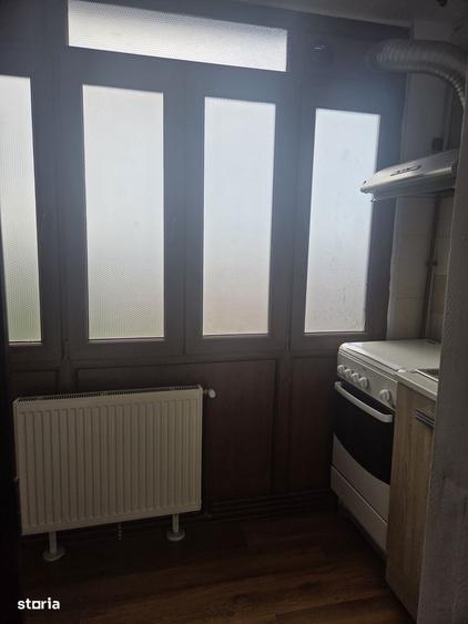 Apartament cu 2 camere decomandat, mobilat în Exterior Vest