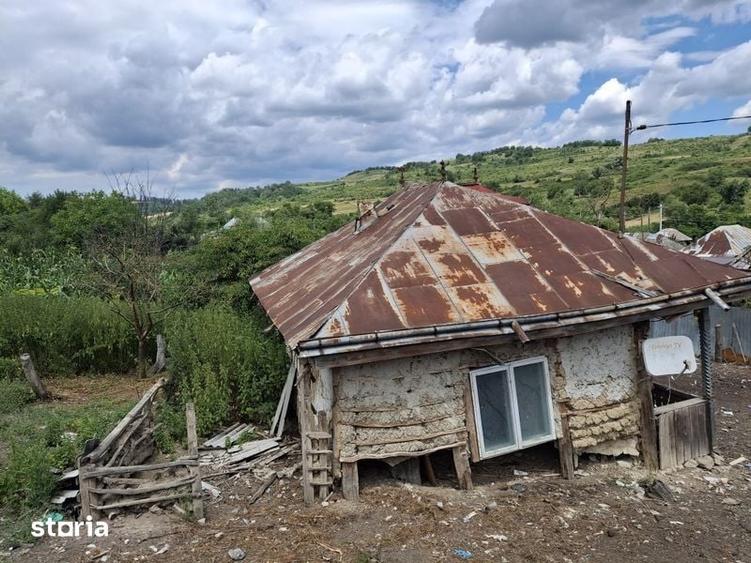 Casă cu 2 camere cu Teren 400 Mp în Central