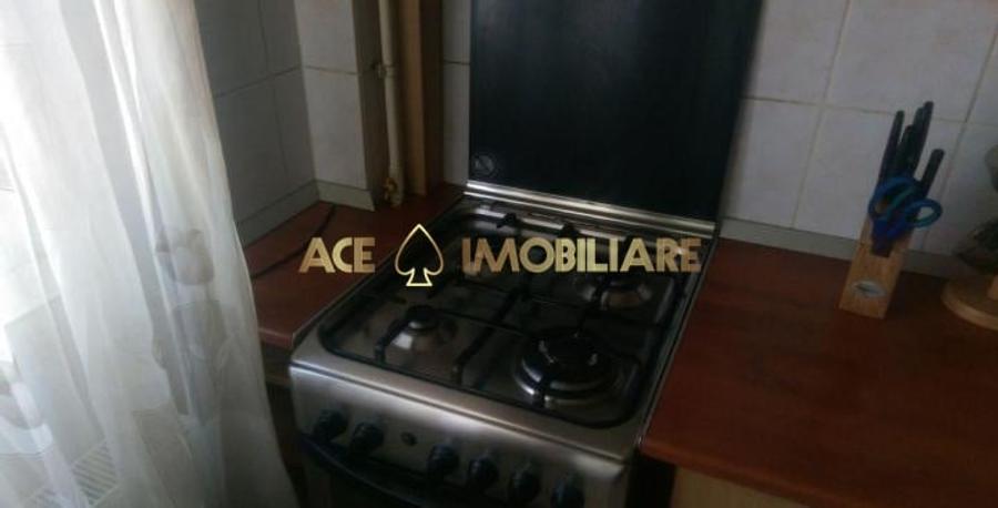 Apartament cu 3 camere decomandat, mobilat în Rahova