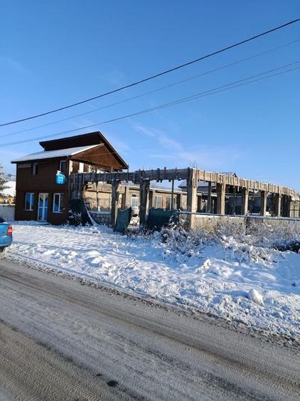 Spațiu comercial, de 350 mp, în Talpa