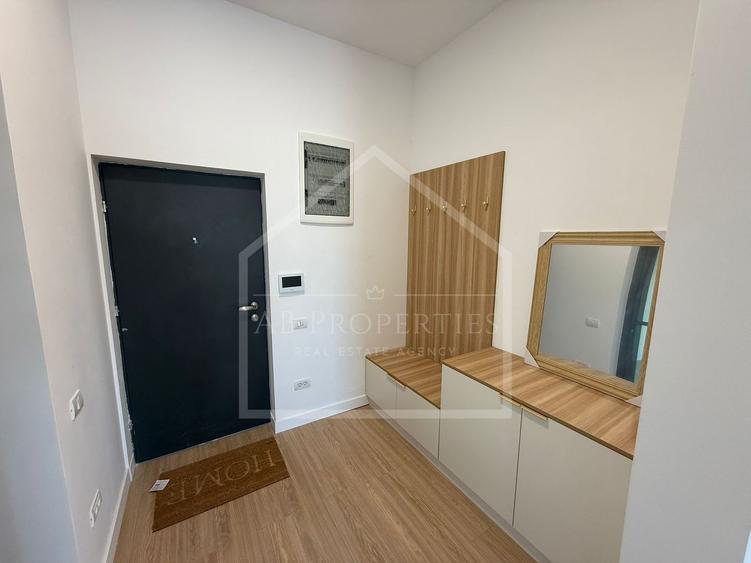 Apartament cu 2 camere semidecomandat, mobilat în Străulești