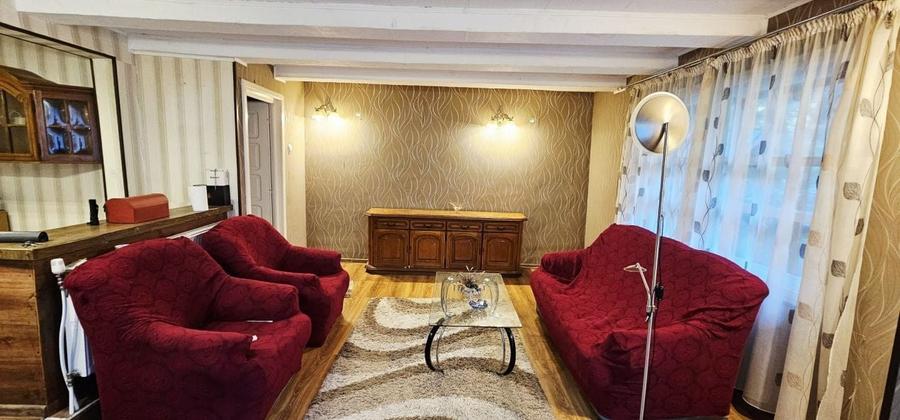 Casă individuală cu 6 camere cu Canalizare în Beliș