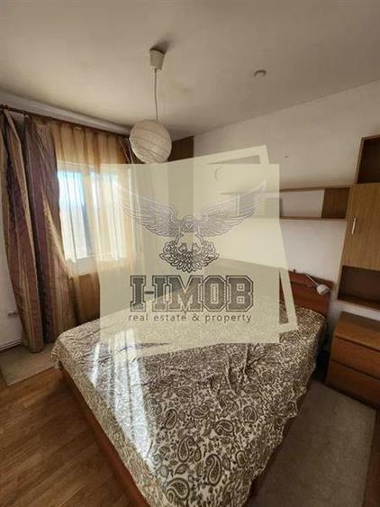 Apartament cu 3 camere semidecomandat în Cedonia