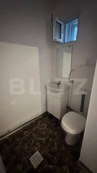 Casă cu Teren 200 Mp în Central